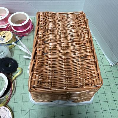 Embroidery Accessories with Basket