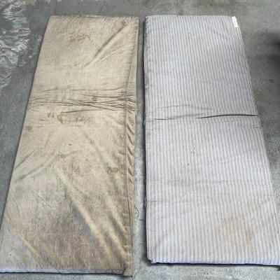 2 Set of Cream Color Mats