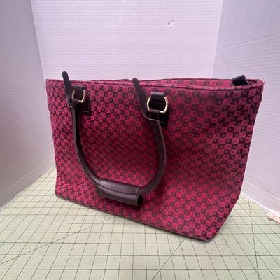 Liz Claiborne Women Maroon Shoulder Bag