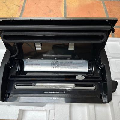New Food Saver Vacuum Sealer