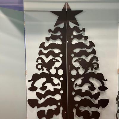 Drumm Metal Christmas Tree Sculpture (See Description)