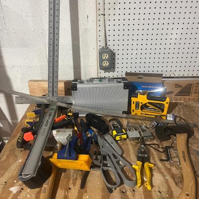 Assortment of Hand Tools (BS-MG)