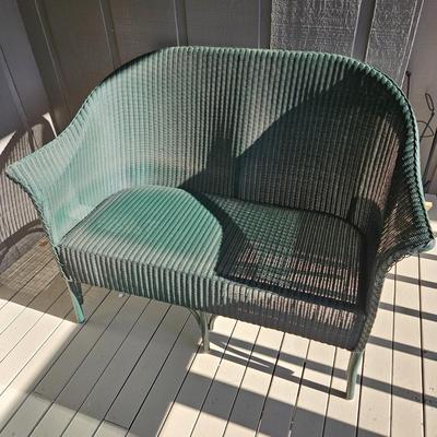 Outdoor Sofa, Coffee Table and Cushions (D-DW)