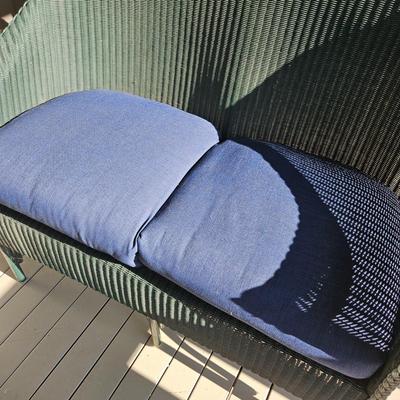 Outdoor Sofa, Coffee Table and Cushions (D-DW)