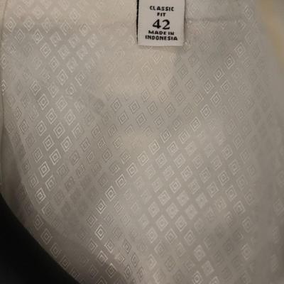 Two Robertt Grahm Coats - XL/42