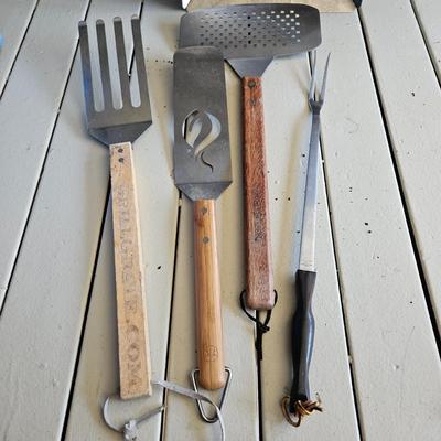Grilling Utensils & Accessories (D-DW)