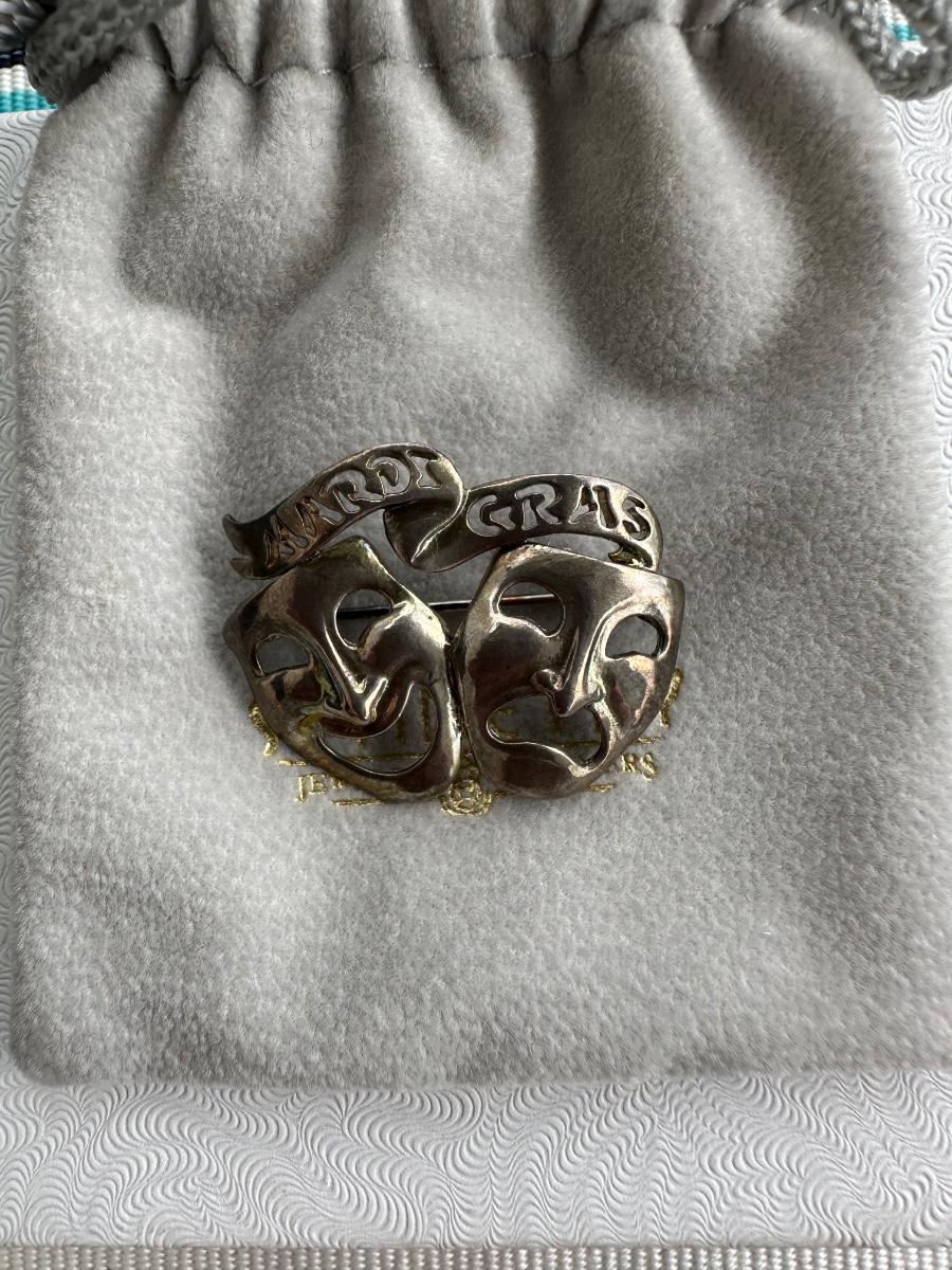 mardi gras mask brooch