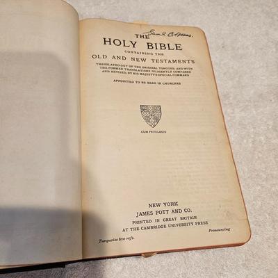 Antique Religious Texts (LR-DW)