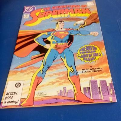 LOT 1 SUPERMAN COMIC BOOK