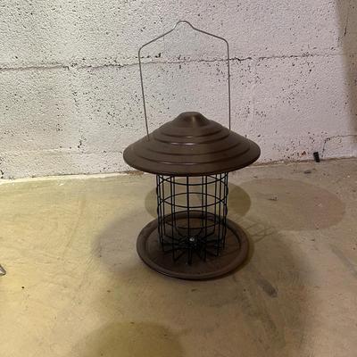 Squirrel Buster Bird Feeder & More (BS-MG)