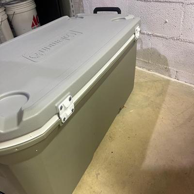 Coleman 316 Series 120 Quart Chest Cooler (BS-MG)