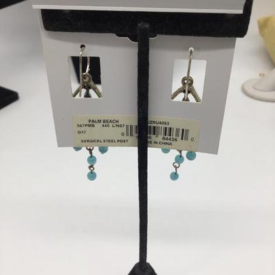 Liz and Co palm beach dangle earrings
