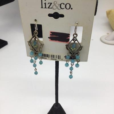 Liz and Co palm beach dangle earrings