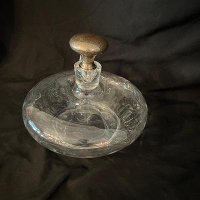 Two Stunning Decanters and Glasses (DR-MK)