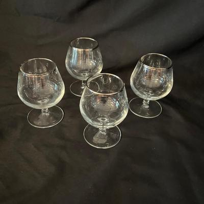 Two Stunning Decanters and Glasses (DR-MK)