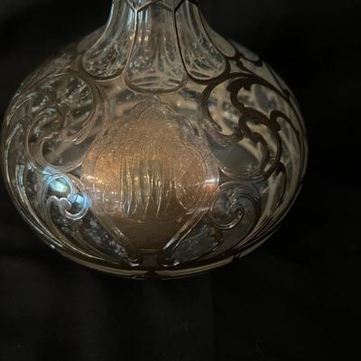 Two Stunning Decanters and Glasses (DR-MK)