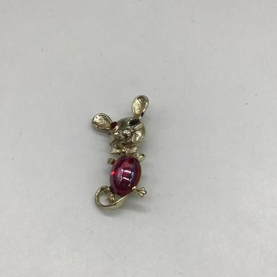 Vintage mouse pin