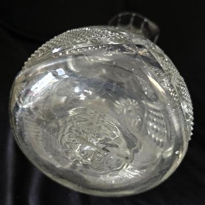 Sale Photo Thumbnail #373: great condition, spiral handle with star pattern on both faces, pressed glass not cut crystal as far as I can tell, please correct me if wrong