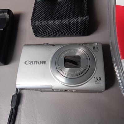 CANON POWERSHOT A4000 DIGITAL CAMERA WITH CASE CHARGER AND SD CARD