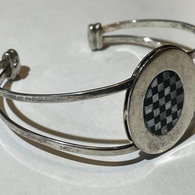 Vintage Sterling Silver Standard 7" Cuff Bracelet Preowned from an Estate as Pictured.