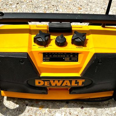 Dewalt Portable Shop or Worksite Radio