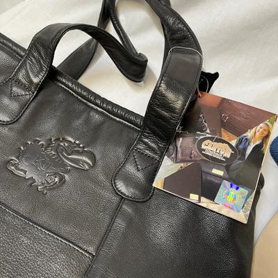 KU Tote bags