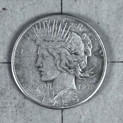 1925 S  Peace Dollar