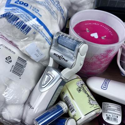 Bathroom Tray: Mixed Lot Dryer, Lotion, Candle ETC.