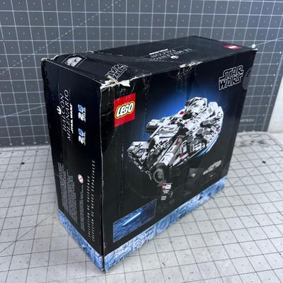 LEGO Star Wars Millennium Falcon Unbuilt