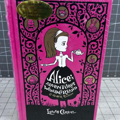 Alices Adventures in Wonderland, NEW  Hard Back 