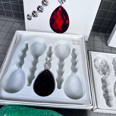 Extra Dangles and Parts Also includes Chandelier CLEANER TOO 
