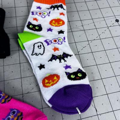 Pile of Children's SOCK ALL NEW 
