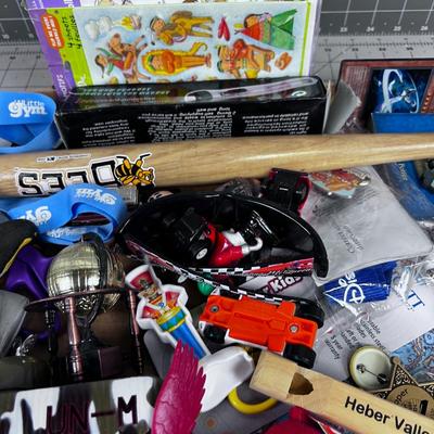 Mixed lot Of Toys and Do Das