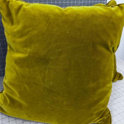 2 VELVET Green 20" Square Pillows 