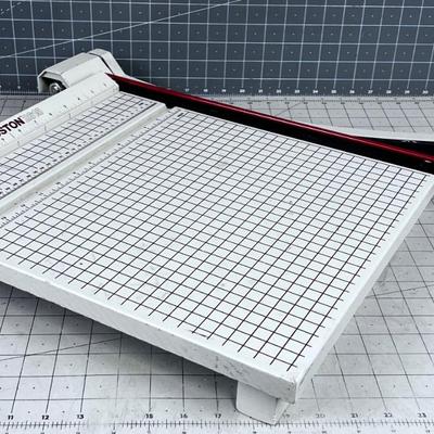 2615 BOSTON Paper Cutter 
