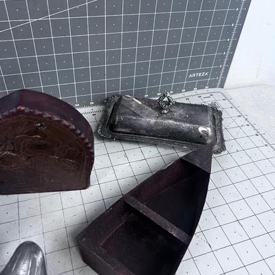Single Items: Book Ends, Coasters, Butter Dish Etc. 