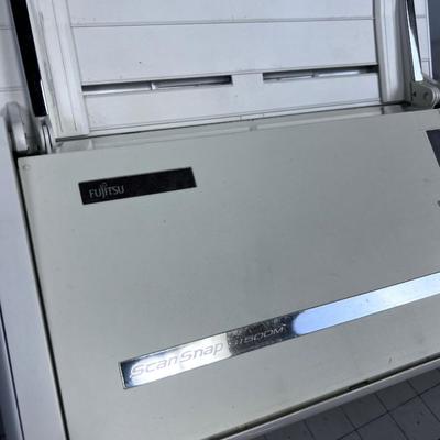 Scan Snap S1500M   - Photo Scanner 