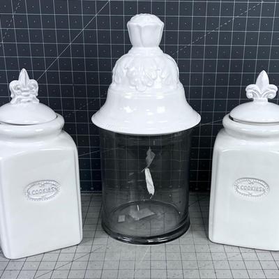 Canisters with Lids (Say Cookies) (2) Plus a Clear One with Lid NEW 