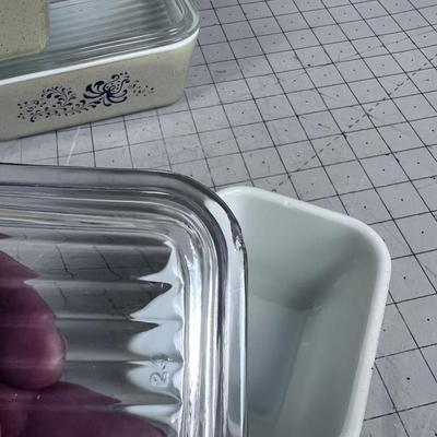 PYREX Homestead Refrigerator Set 