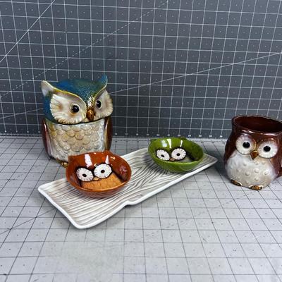 CUTE! Lot of Owls; Serving tray and Dip tray, Cup, Lidded Hidey Owl. 