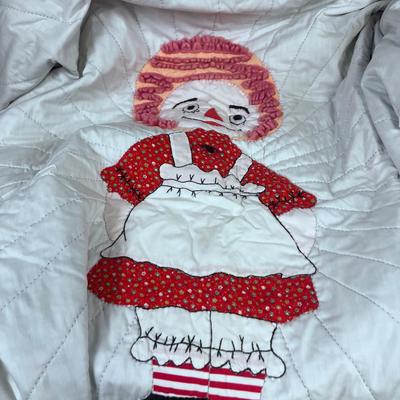 Matching Set of Twin QUILTS Raggedy Ann & Andy Hand Crafted. 