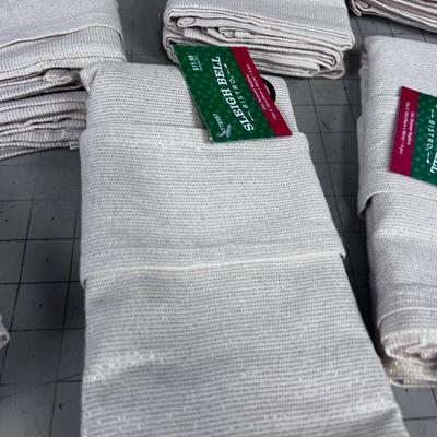 8 Packages of BISTRO NAPKINS Comes with a TOTE with Gold Thread. 32 total