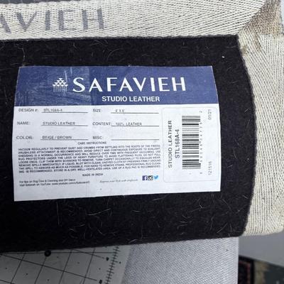 SAFAVIEH Genuine Hide RUG 