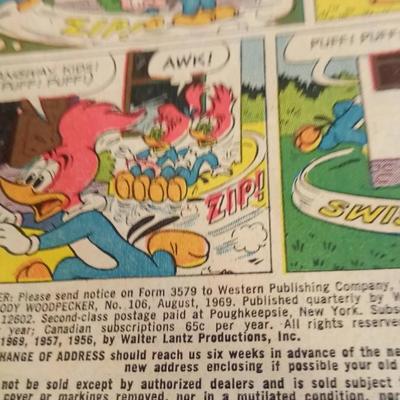 LOT 11 OLD WOODY WOODPECKER COMIC BOOK