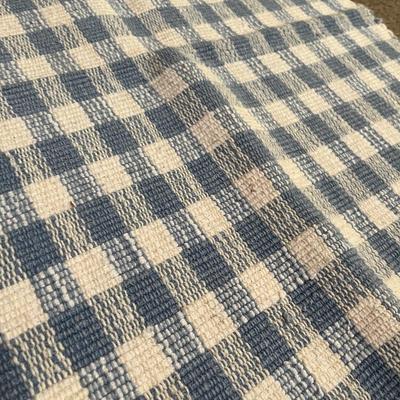 Woven table cloth