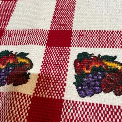 Woven table cloth