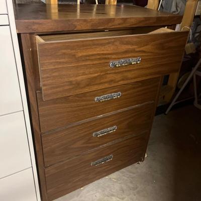 B63- 4 drawer chest