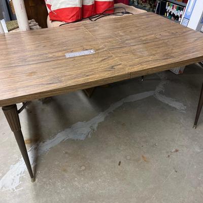 B67- sturdy table