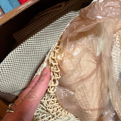 Stay tight rug liners
