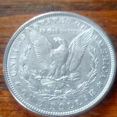 LOT 21 1921 SILVER DOLLAR